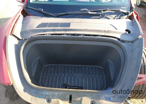 2020 Tesla Model Y Long Range Dual Motor All-Wheel Drive z USA, uszkodzony, nr VIN 5YJYGDEE4LF024043